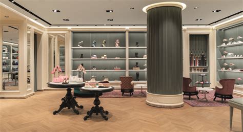 gucci showrooms|gucci digital showroom.